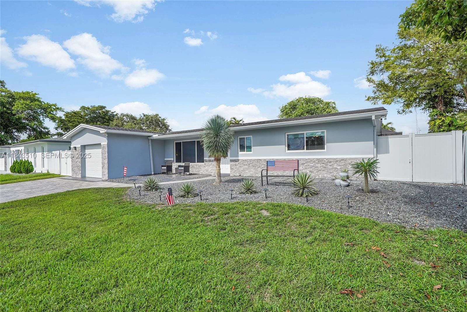 521 NW 93rd Terrace, Pembroke Pines, FL 33024 photo 3