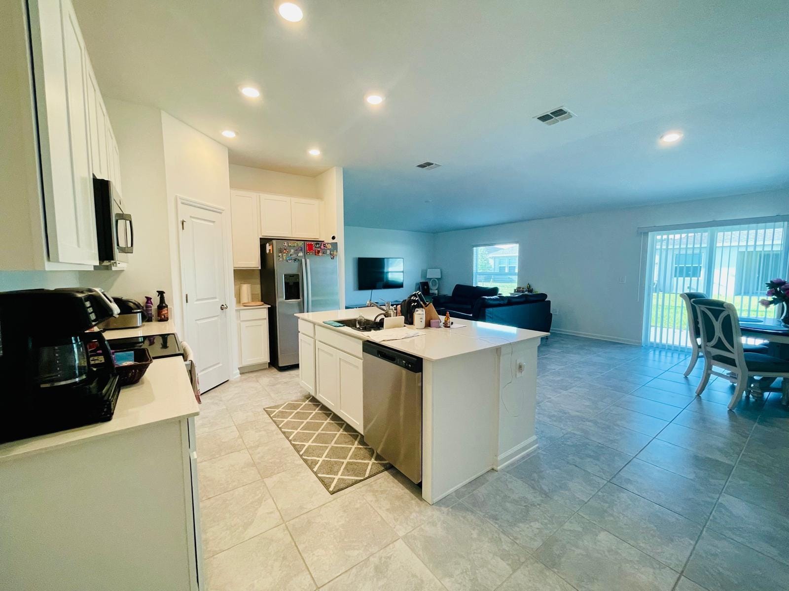 639 Daring Drive, Davenport, FL 33837 photo 17
