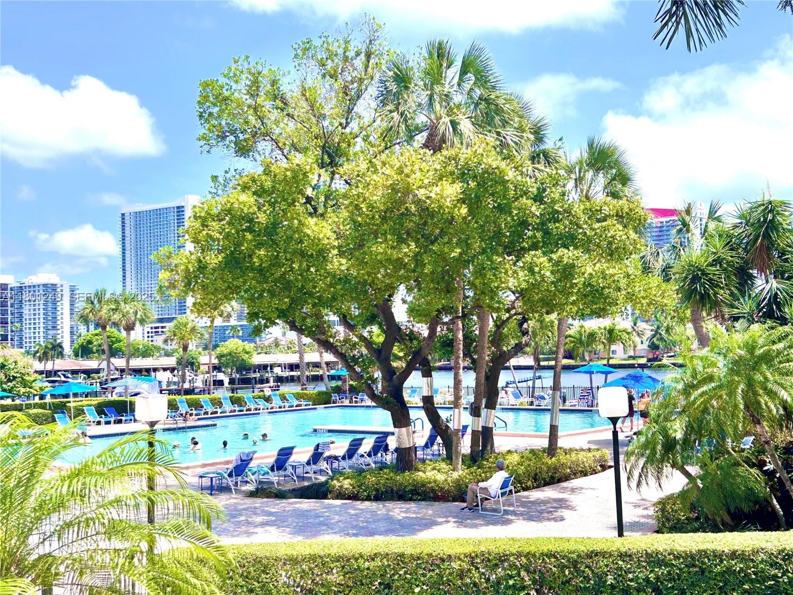 600 Three Islands Boulevard 905, Hallandale Beach, FL 33009 photo 20