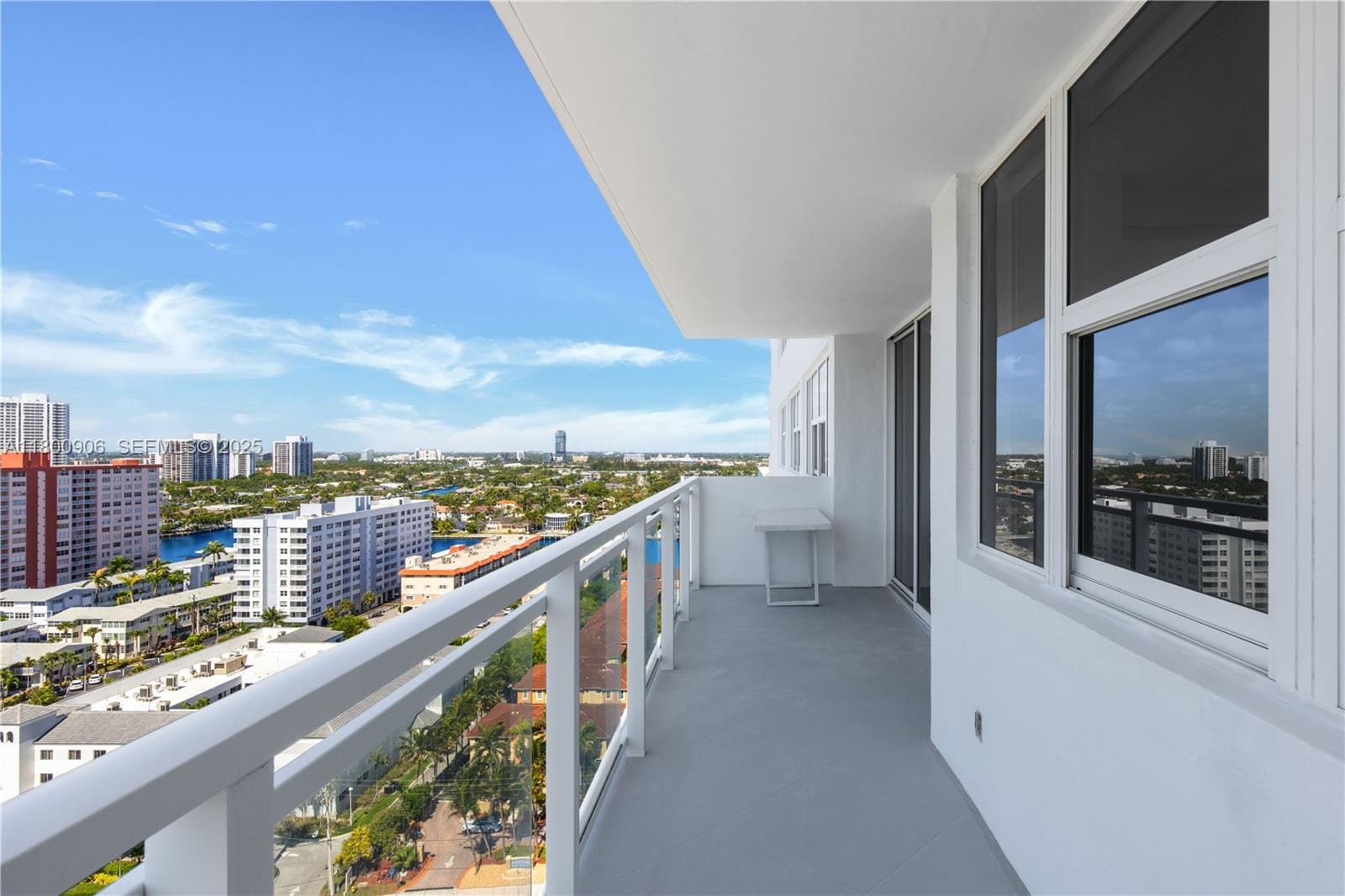 2030 S Ocean Drive 1708 — photo 4