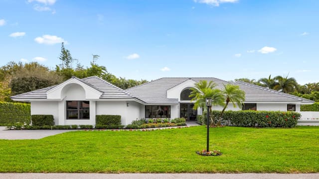 4606 Gleneagles Drive, Boynton Beach, FL 33436