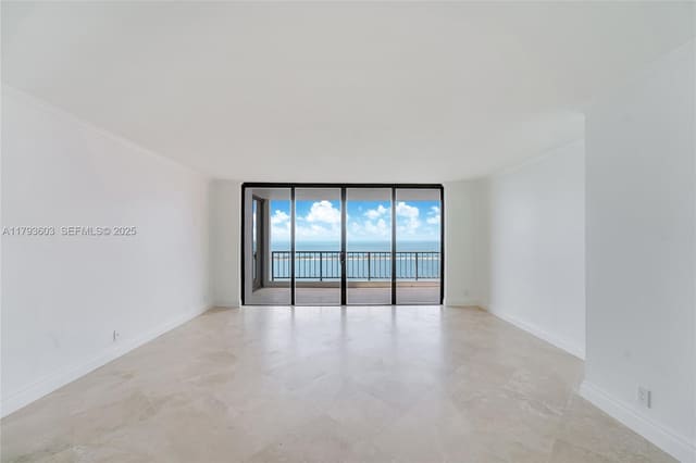 1581 Brickell Avenue PH102, Miami, FL 33129