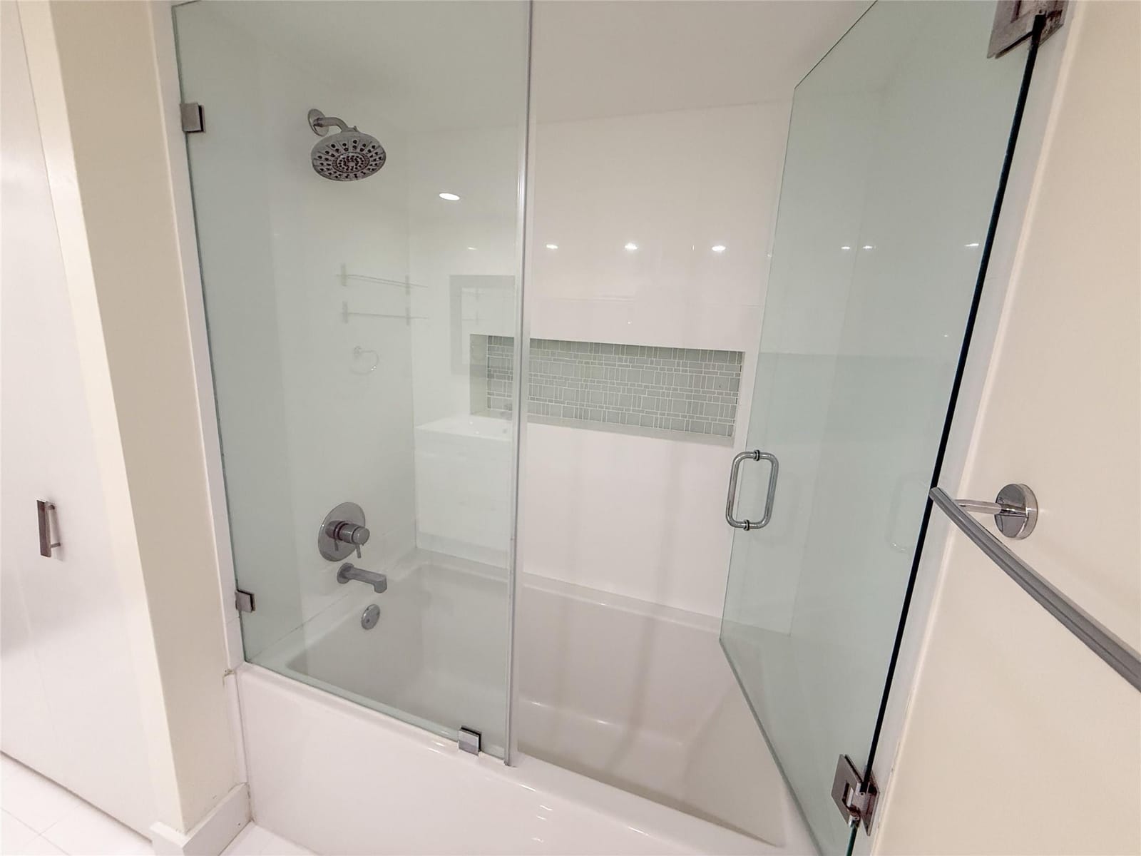 1000 Parkview Drive 319, Hallandale Beach, FL 33009 photo 22