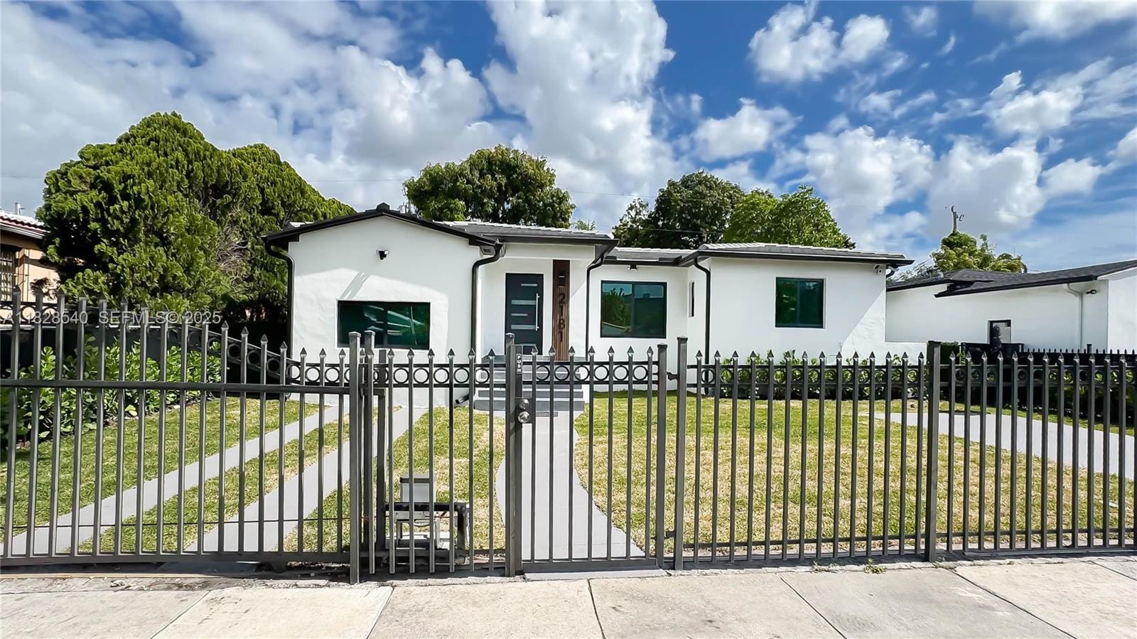 2181 SW 20th Street, Miami, FL 33145