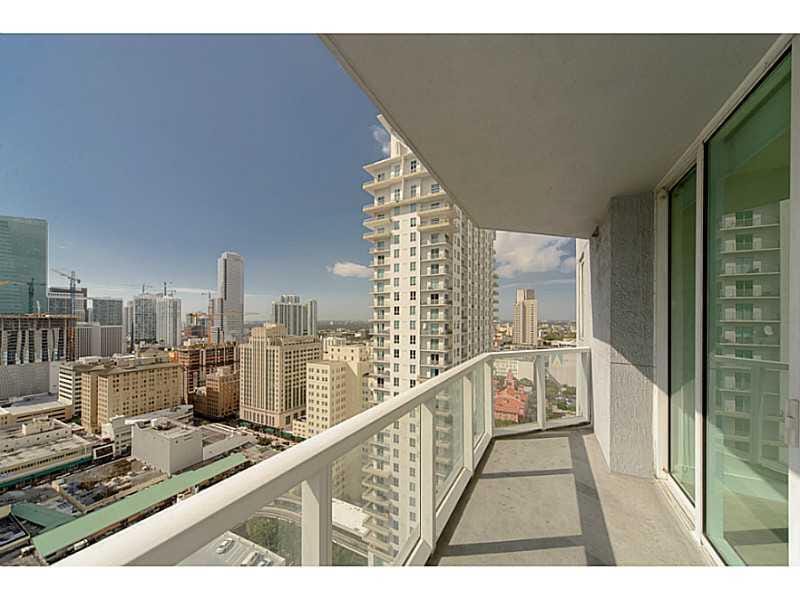 253 NE 2nd Street 2710, Miami, FL 33132 photo 15