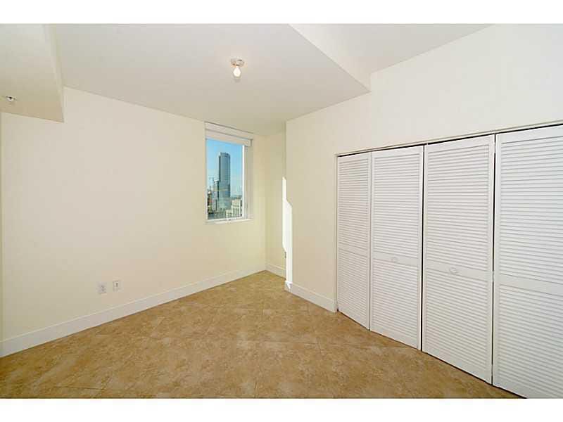 253 NE 2nd Street 2710, Miami, FL 33132 photo 18