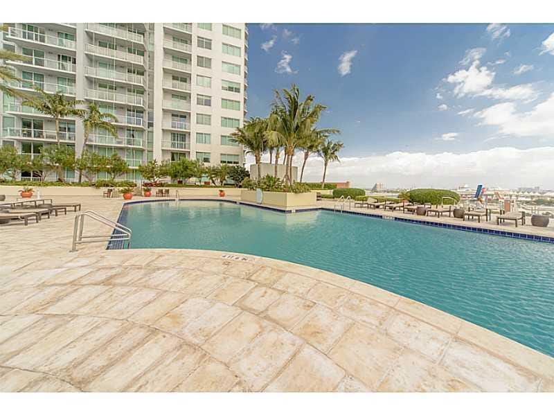 253 NE 2nd Street 2710, Miami, FL 33132 photo 23