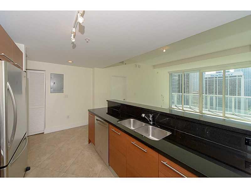 253 NE 2nd Street 2710 — photo 7