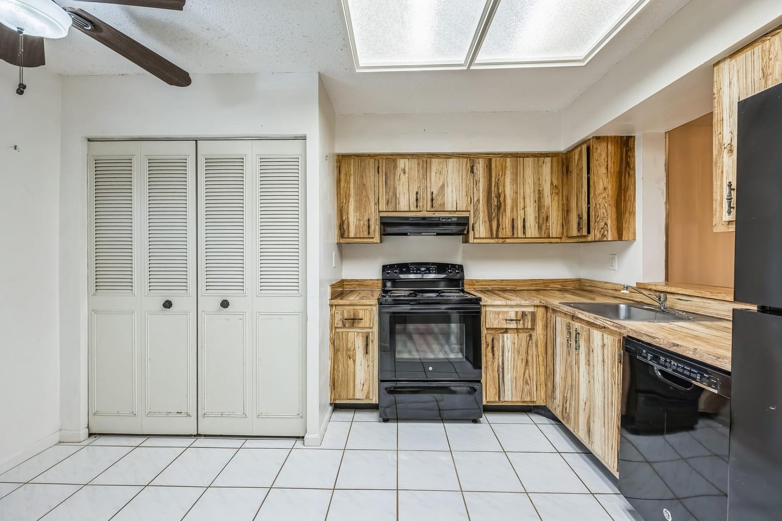 7210 Lake Circle Drive 106 — photo 10