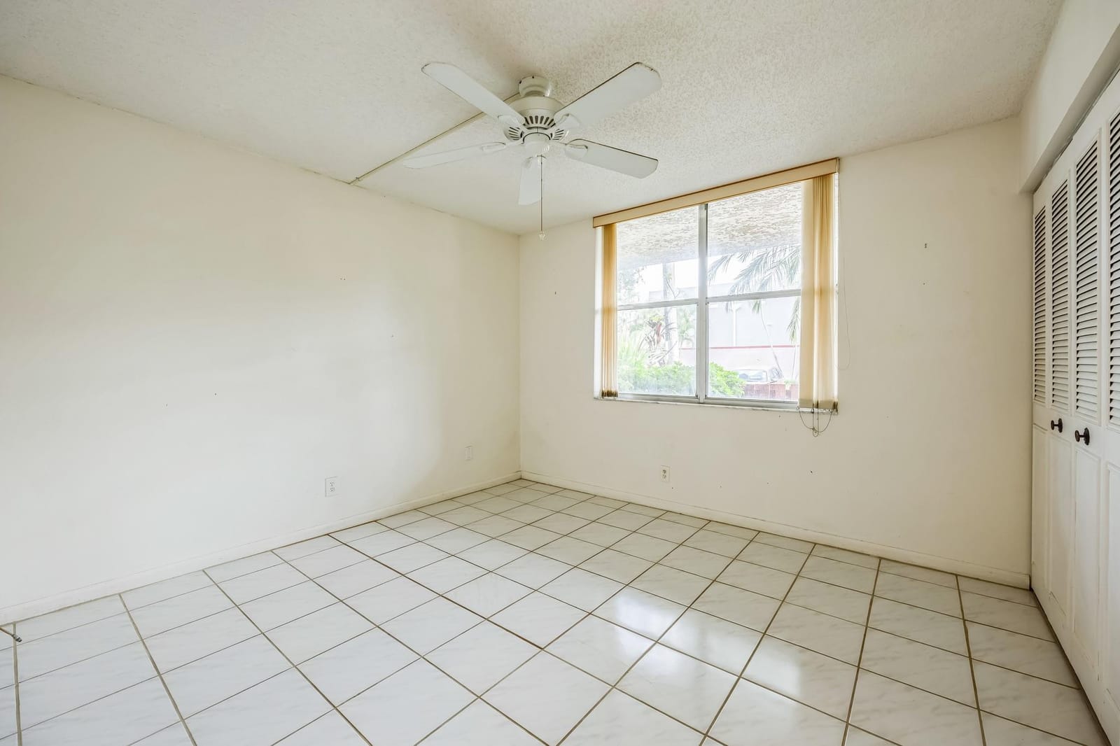 7210 Lake Circle Drive 106, Margate, FL 33063 photo 25
