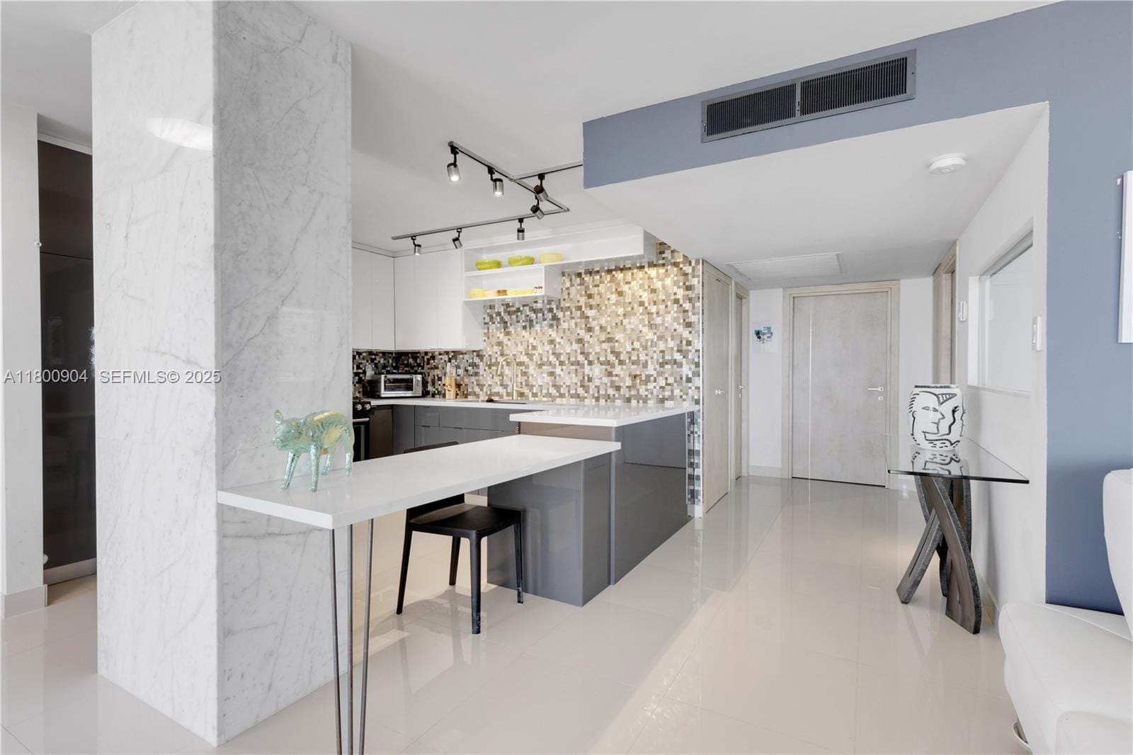 2030 S Ocean Drive 1707 — photo 10