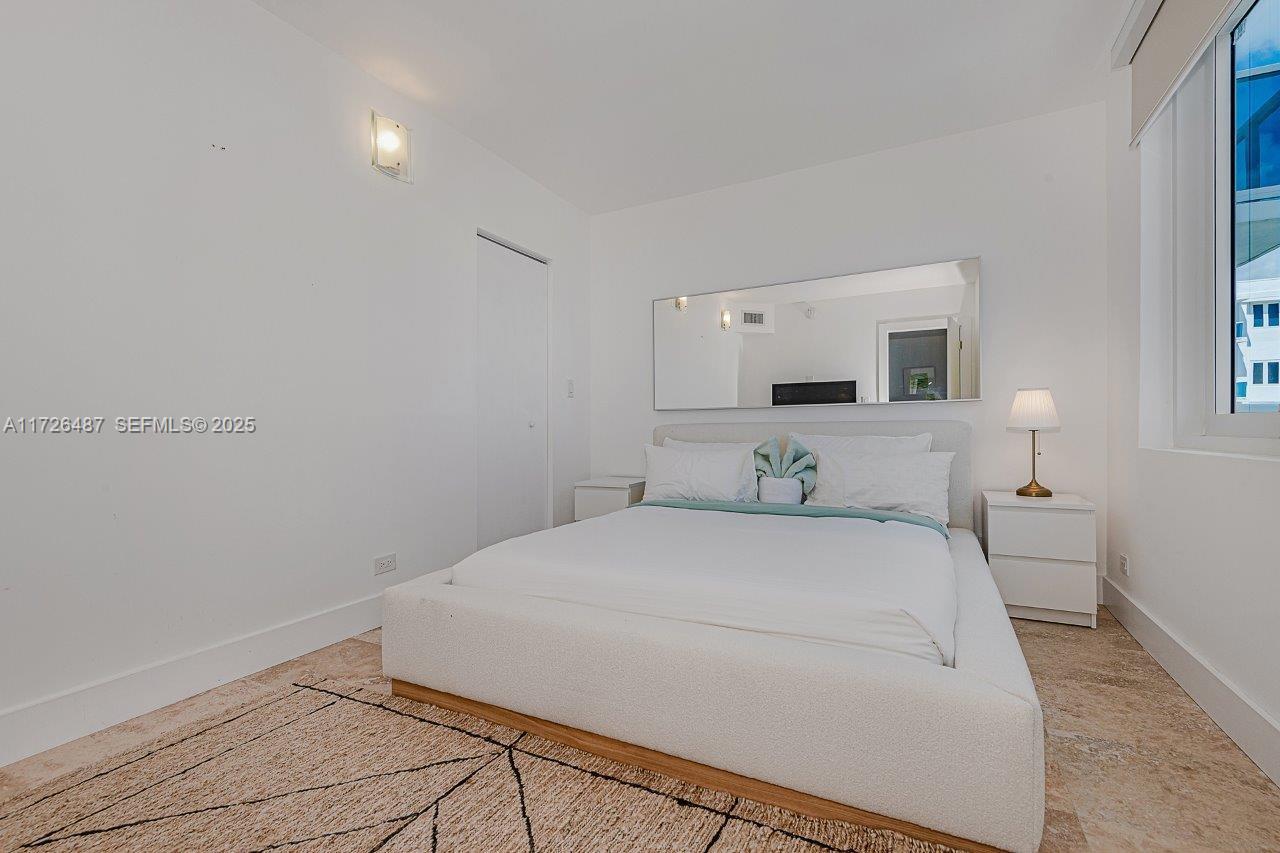 2301 Collins Avenue 1515 — photo 9