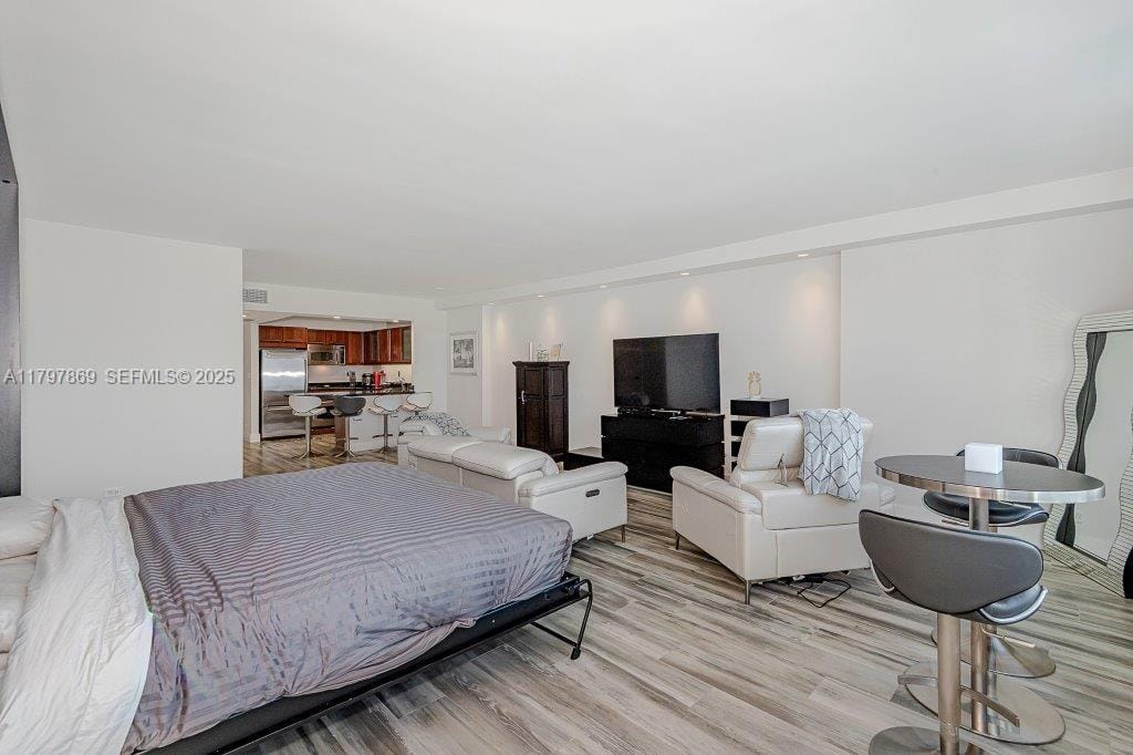 2301 Collins Avenue 1532 — photo 10