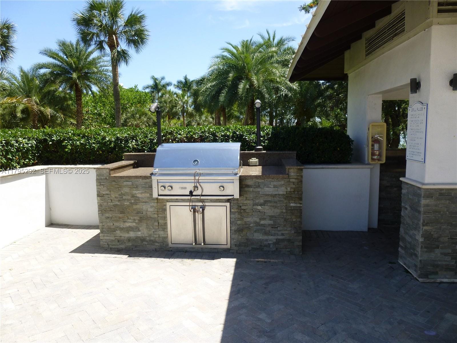 2801 NE 183rd Street 1507W, Aventura, FL 33160 photo 18