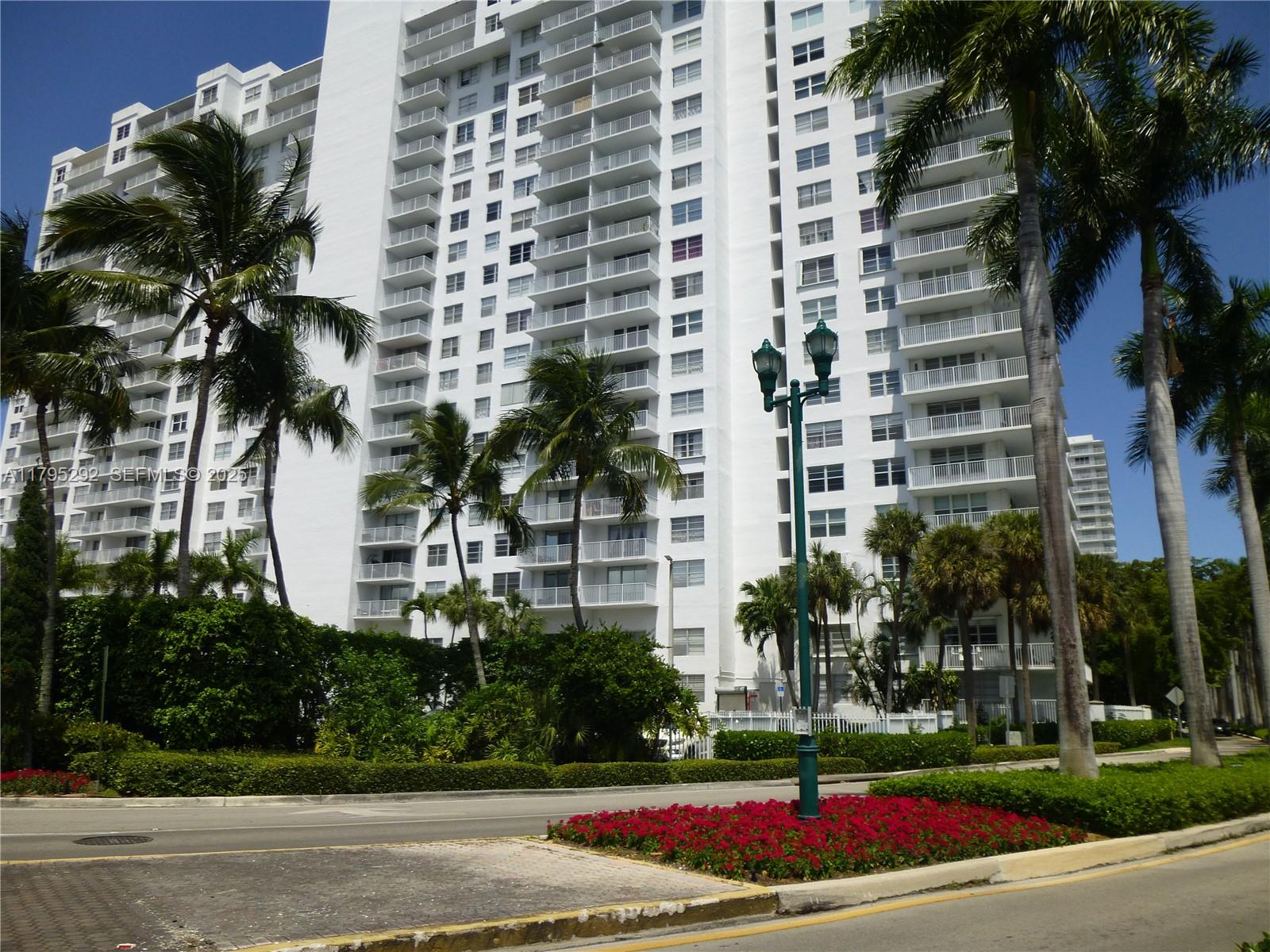 2801 NE 183rd Street 1507W, Aventura, FL 33160, Aventura