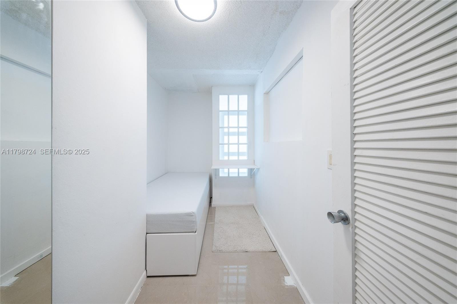 500 Three Islands Boulevard 801 — photo 8