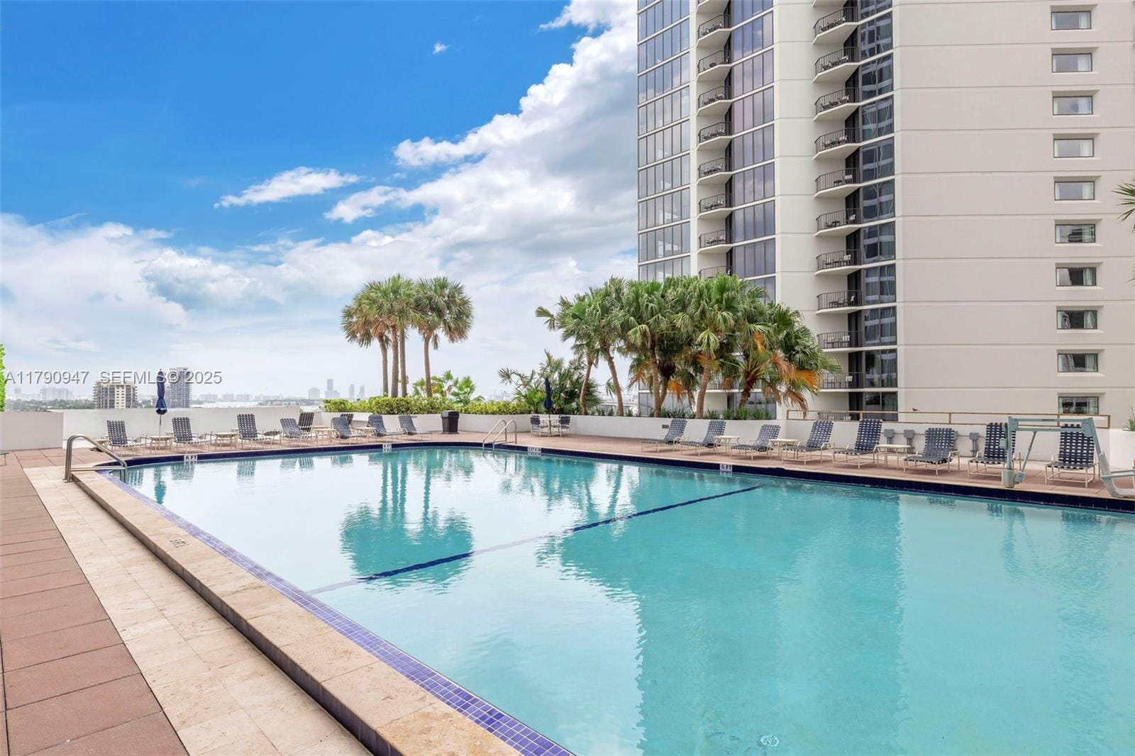 1717 N Bayshore Drive A-3144 — photo 4