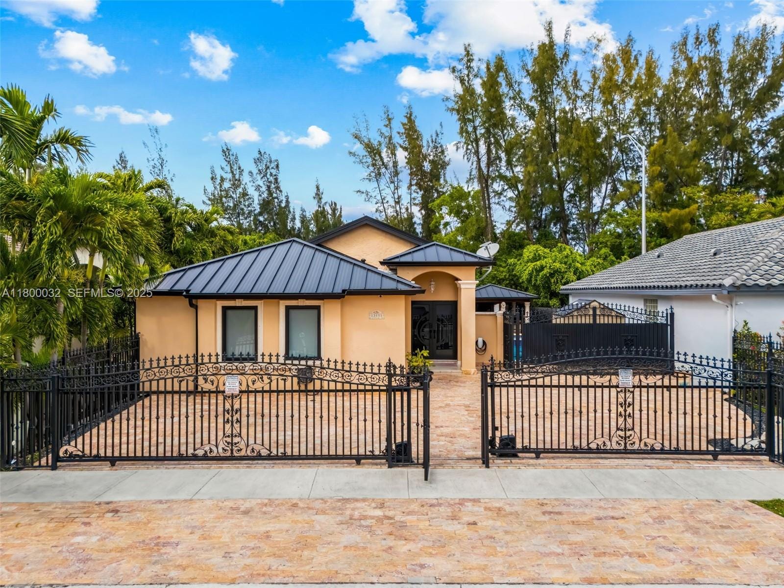 13111 NW 11th Terrace, Miami, FL 33182