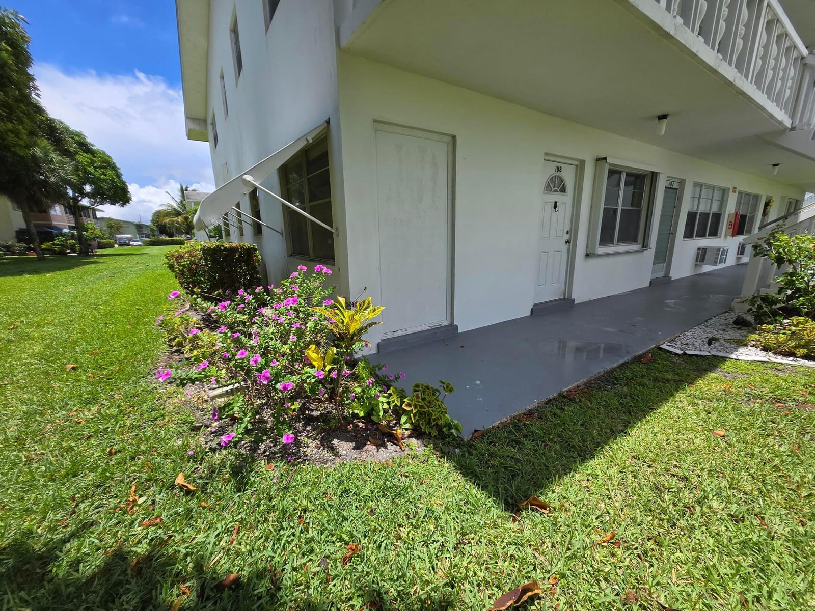 108 Easthampton E, West Palm Beach, FL 33417 photo 6