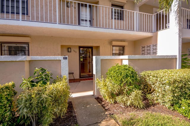 300 N A1a 103h 103h, Jupiter, FL 33477