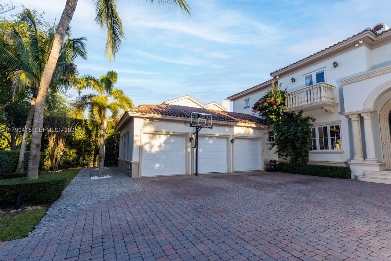 400 Costanera Road, Coral Gables, FL 33143 photo 4