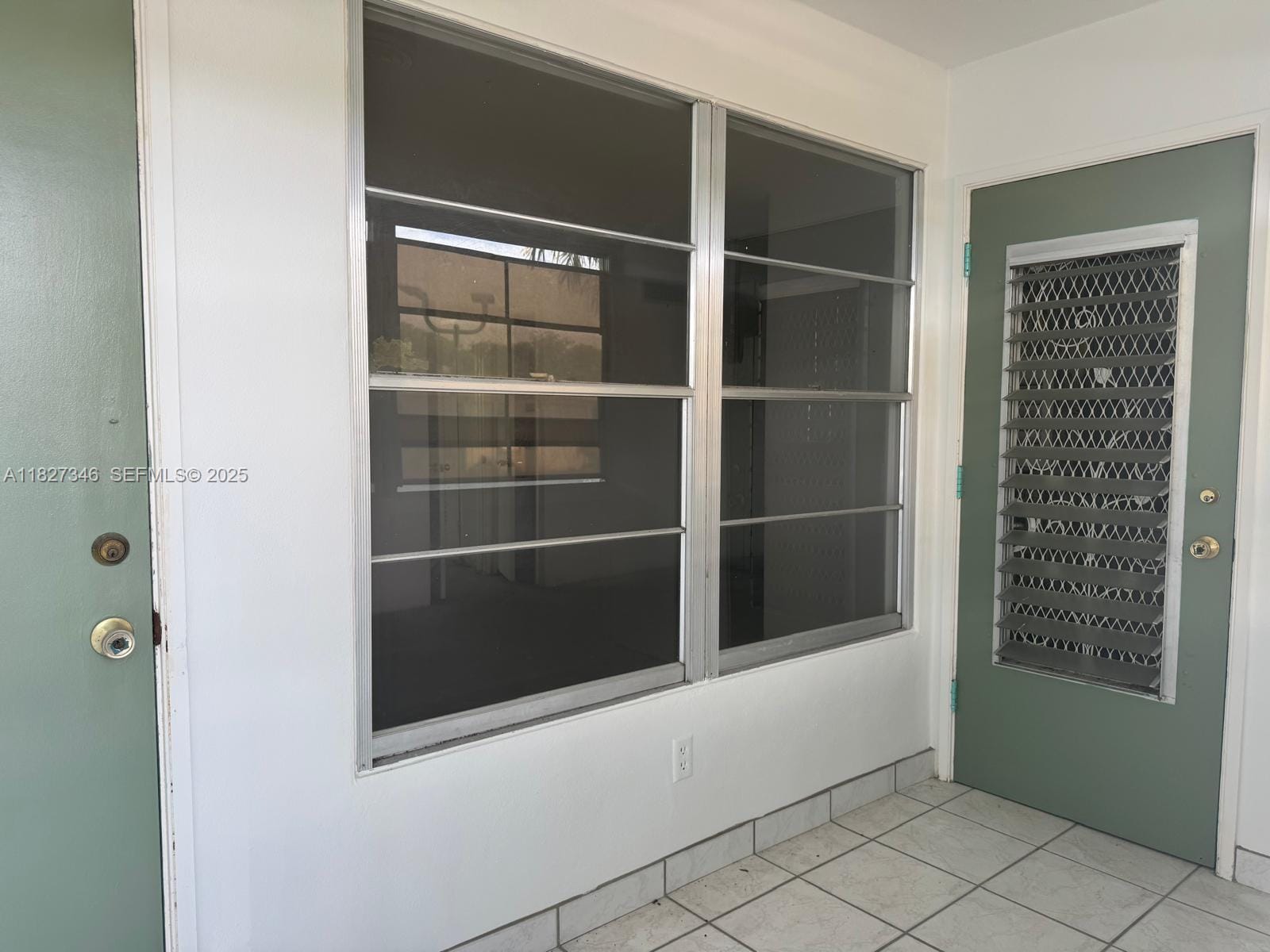 1350 N 12th Court 6B — photo 3