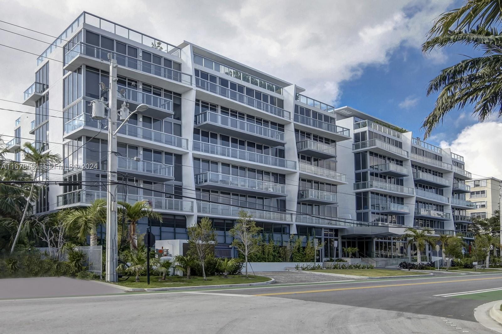 9940 W Bay Harbor Drive 7G-N, Bay Harbor Islands, FL 33154