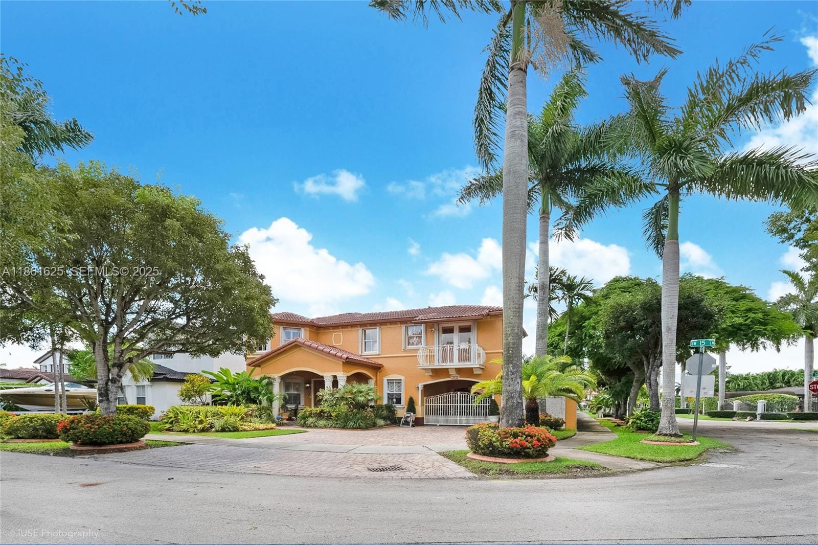 14980 SW 15th Lane, Miami, FL 33194 photo 18