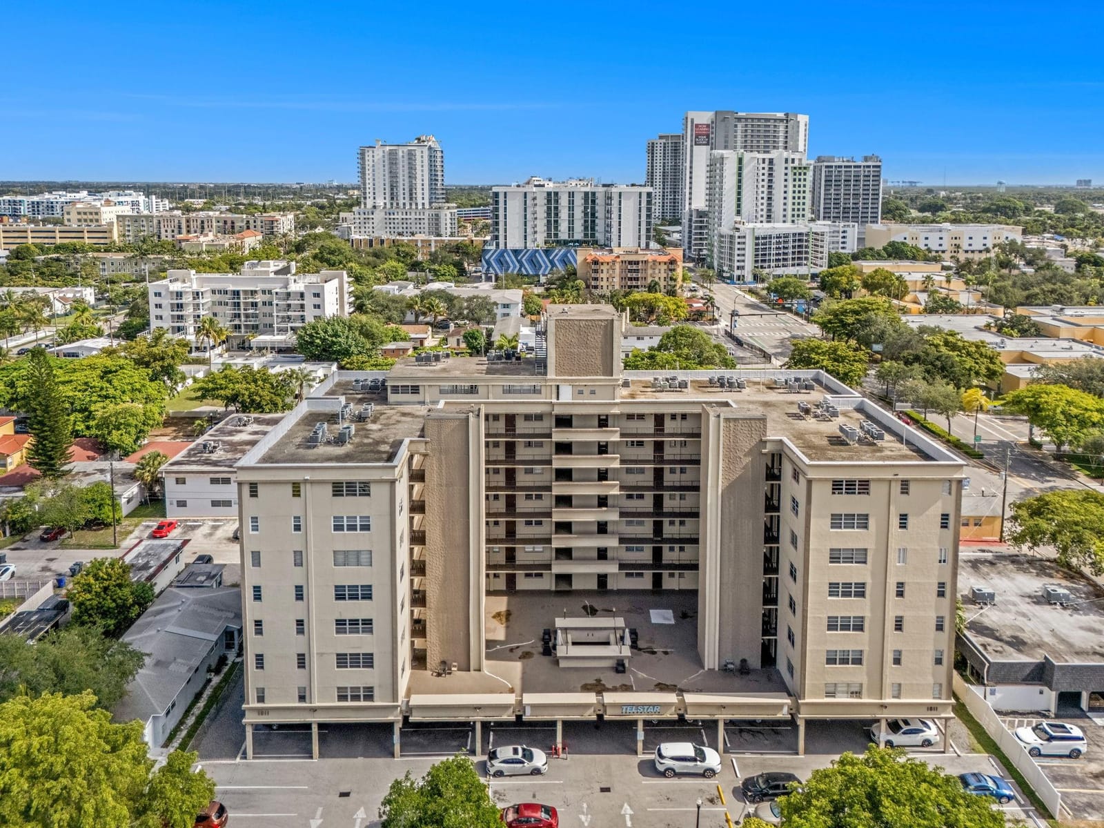 1811 Jefferson Street 203, Hollywood, FL 33020