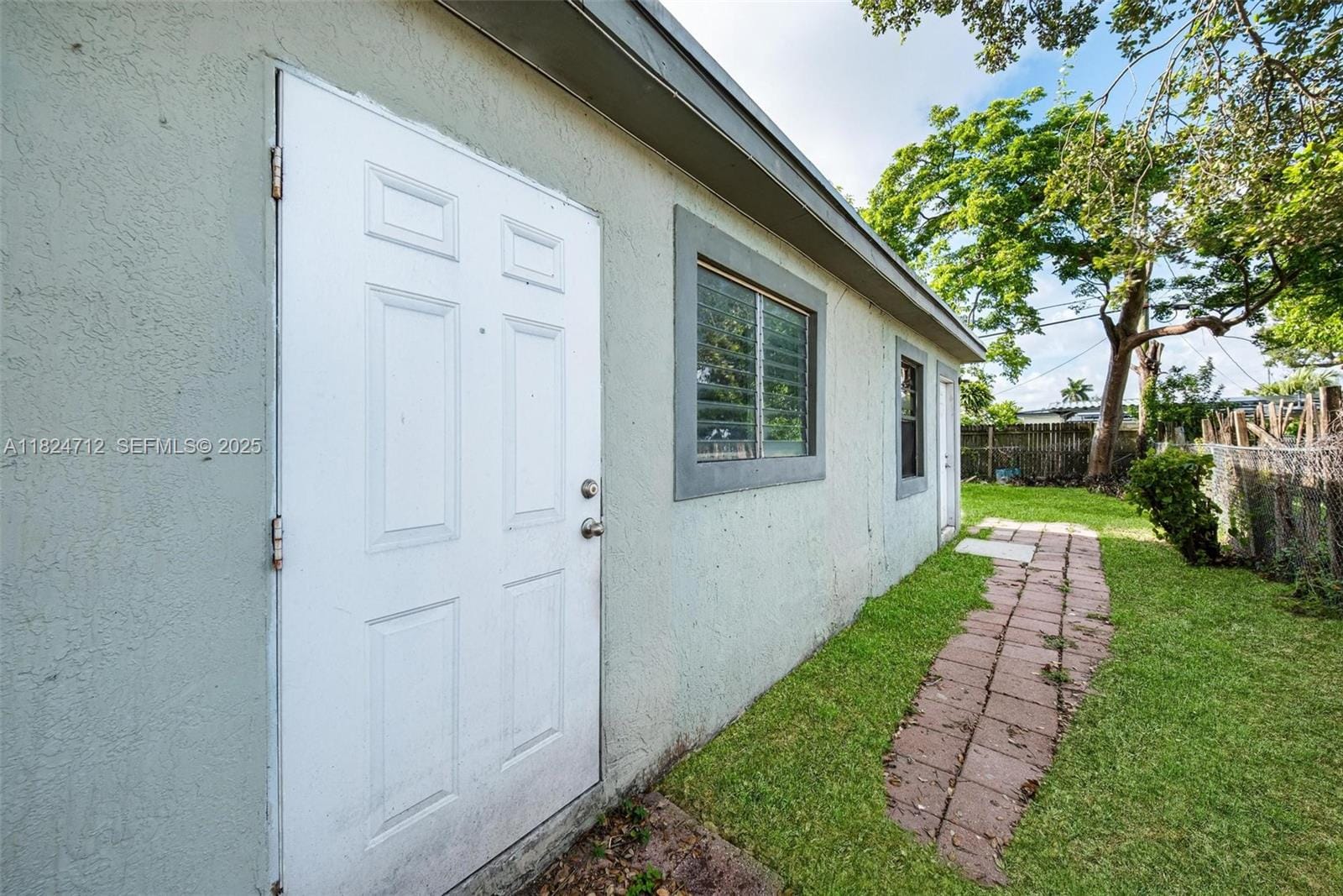 2410 NW 170th Terrace, Miami Gardens, FL 33056 photo 9