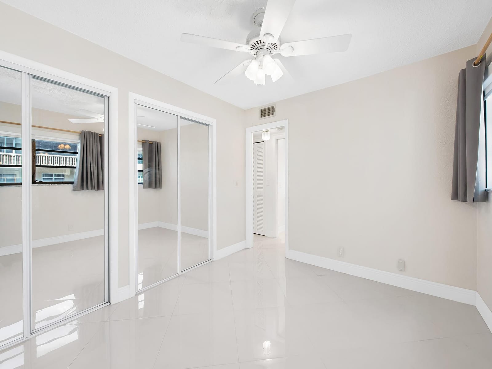 329 SE 3rd Street 305P, Hallandale Beach, FL 33009 photo 15