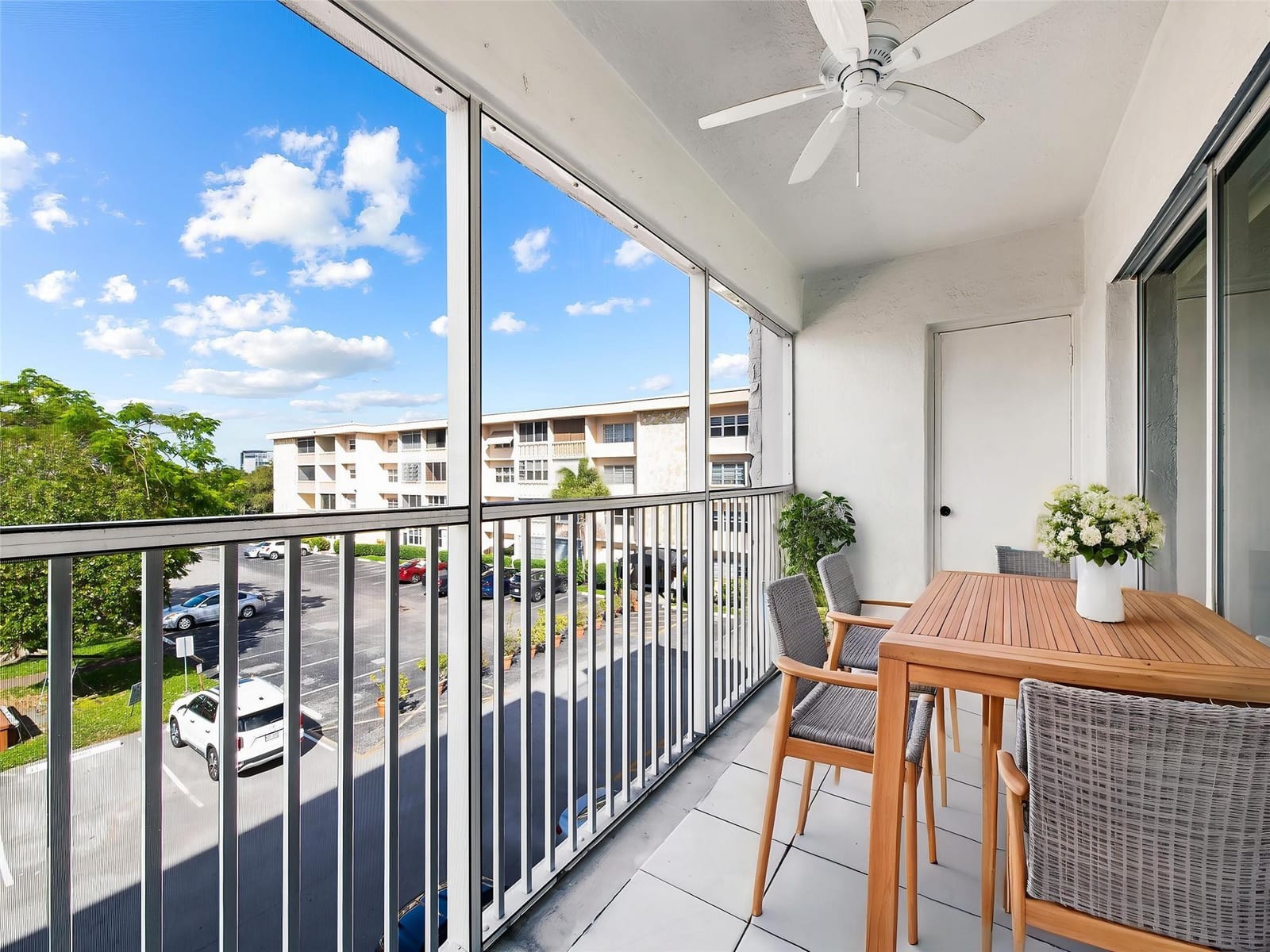 329 SE 3rd Street 305P, Hallandale Beach, FL 33009 photo 9