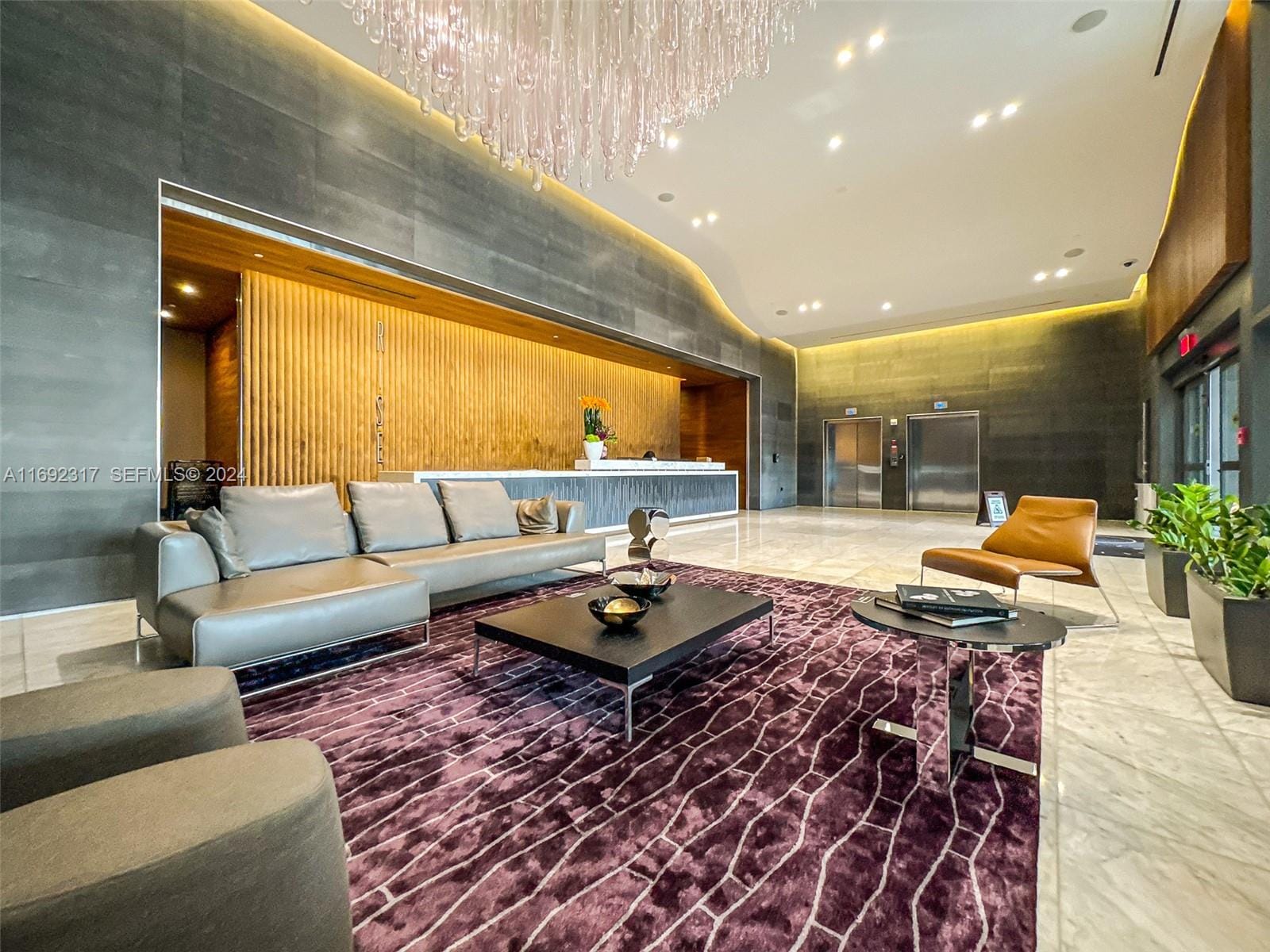 88 SW 7th Street 1901, Miami, FL 33130