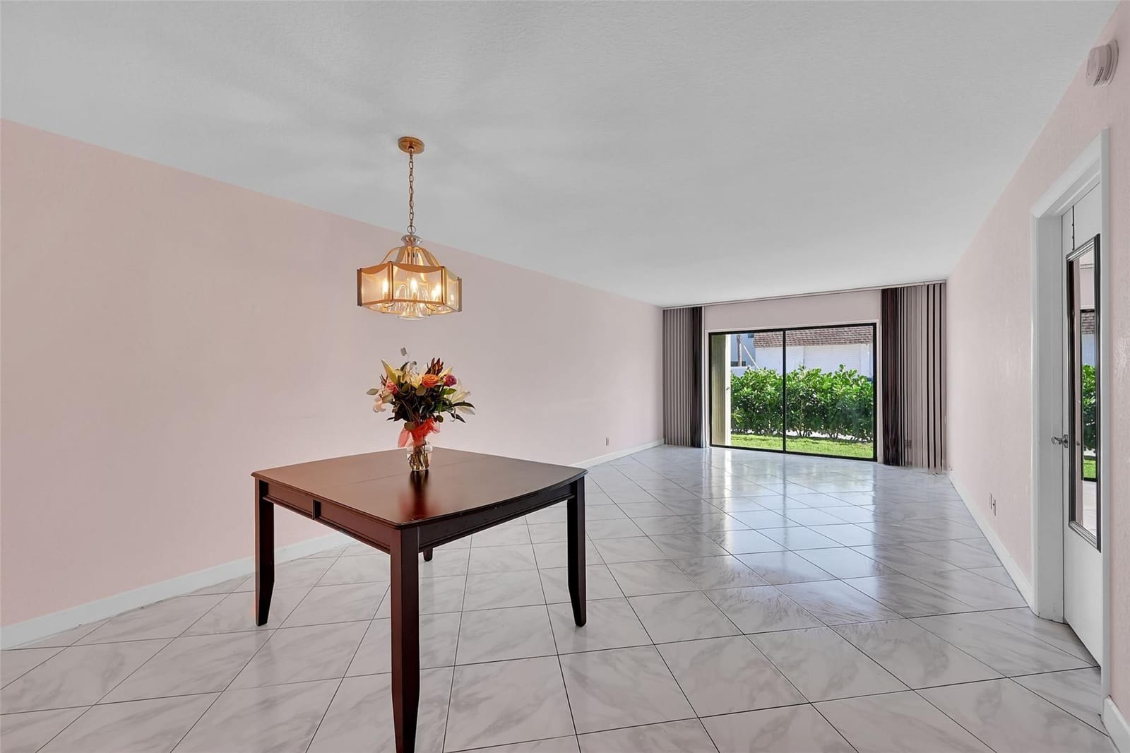 860 SE 6th Avenue 304 — photo 11