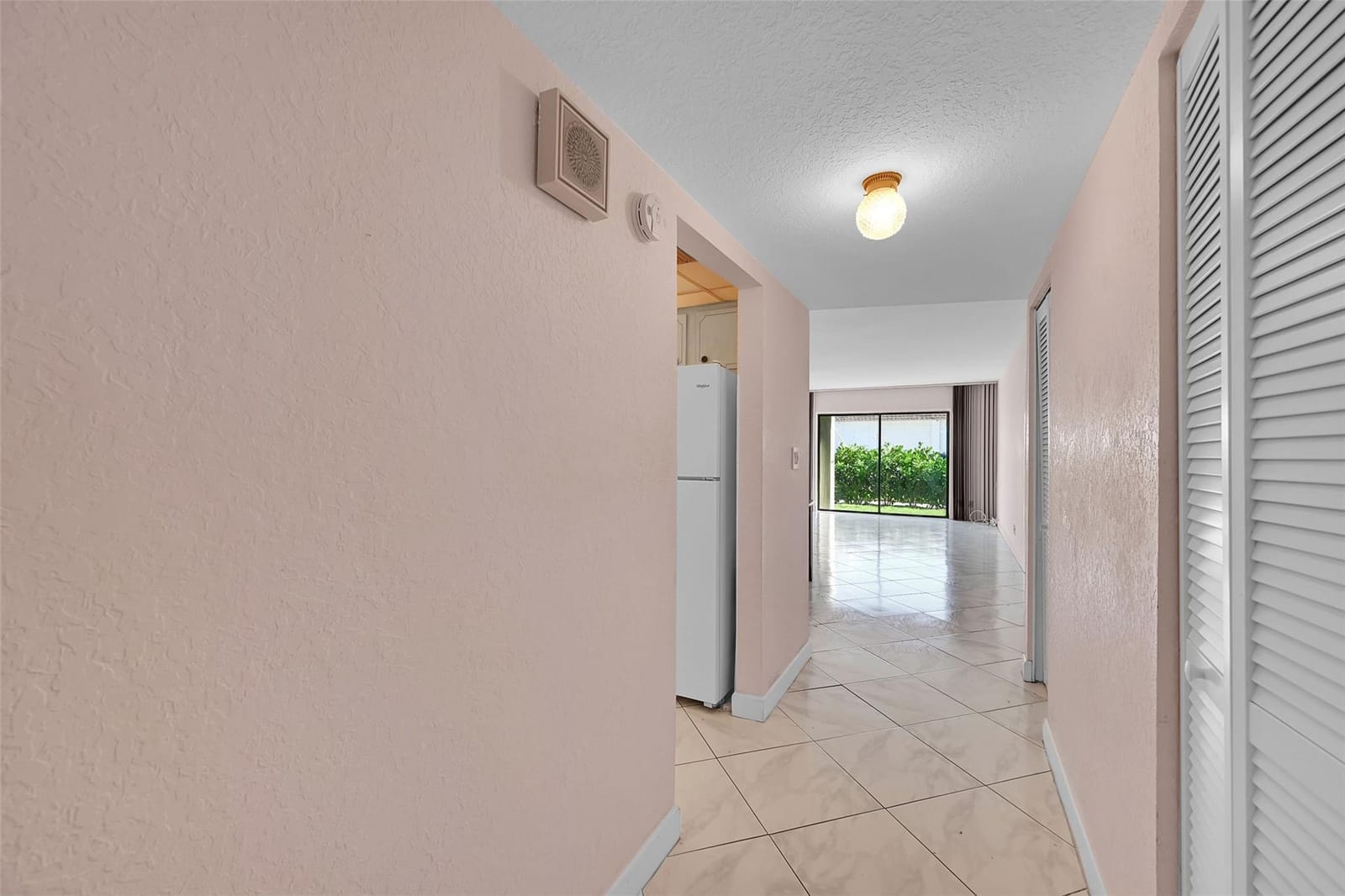 860 SE 6th Avenue 304, Deerfield Beach, FL 33441 photo 14