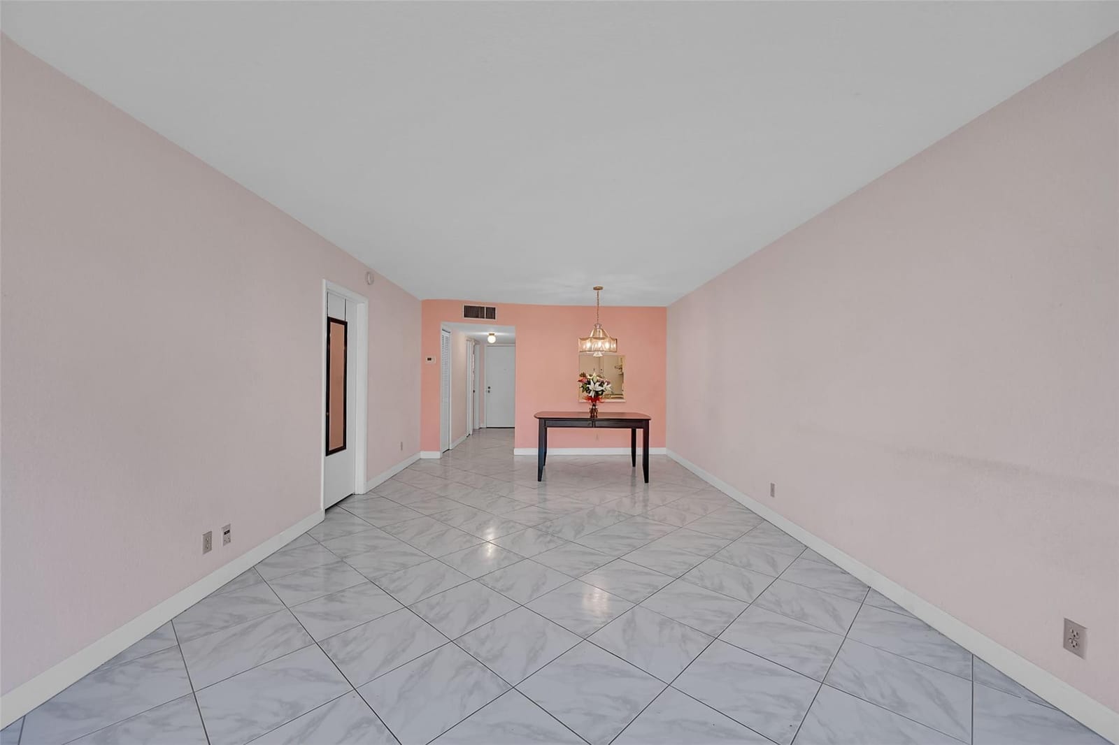860 SE 6th Avenue 304, Deerfield Beach, FL 33441 photo 17