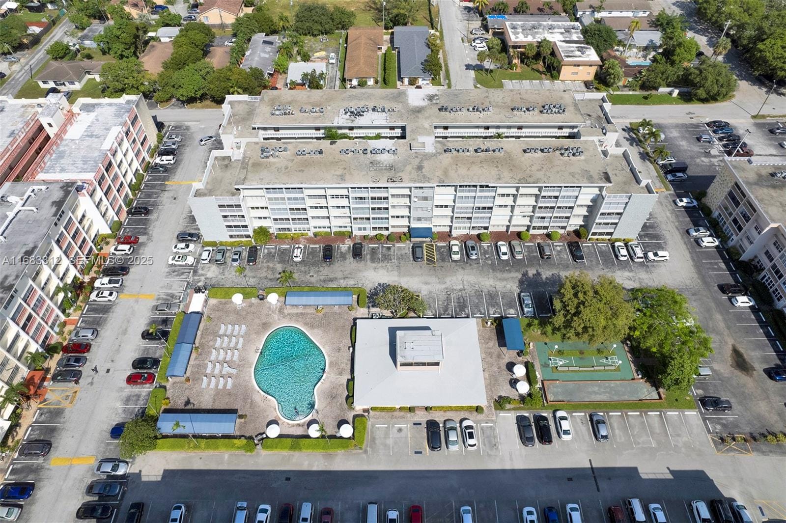 330 SE 2nd Street 303F, Hallandale Beach, FL 33009 photo 24