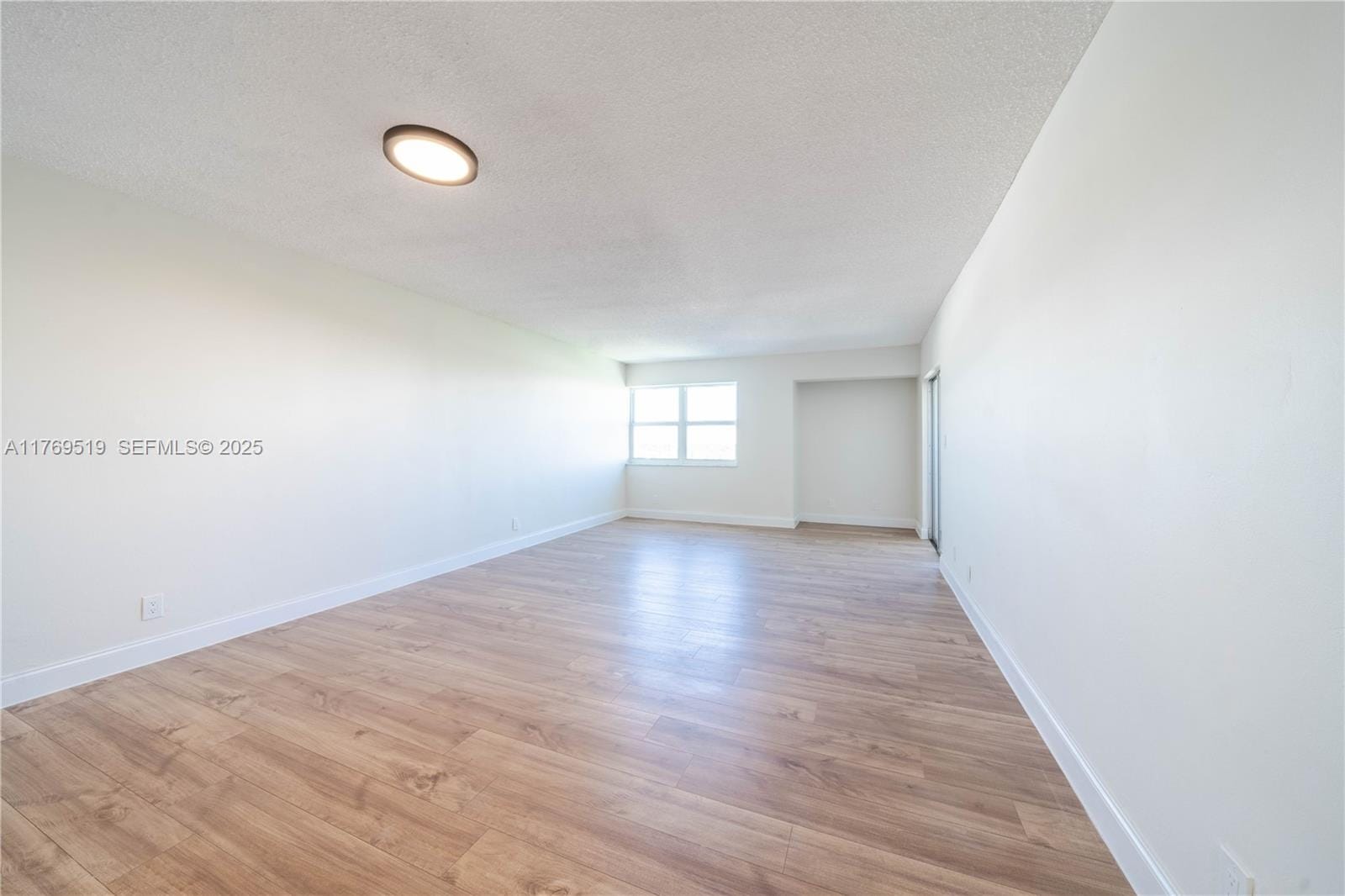 3301 Spanish Moss Terrace 802 — photo 5