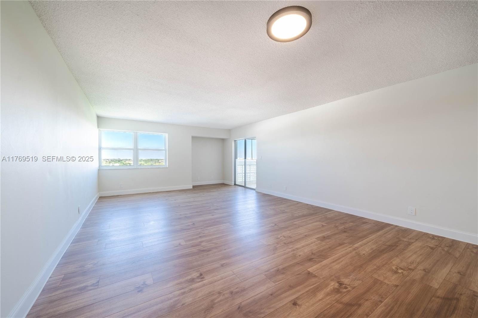 3301 Spanish Moss Terrace 802 — photo 6