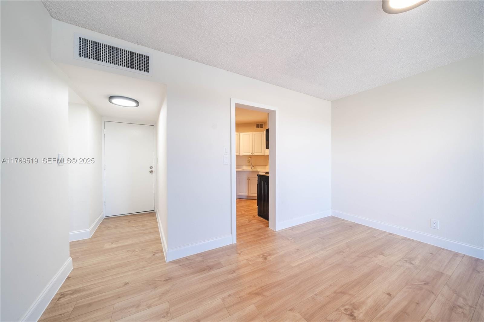 3301 Spanish Moss Terrace 802 — photo 10