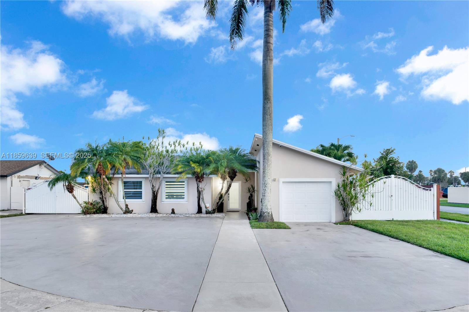 10460 SW 165th Terrace, Miami, FL 33157