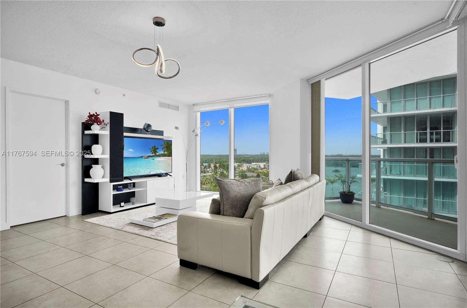 250 Sunny Isles Boulevard 3-904 — photo 3