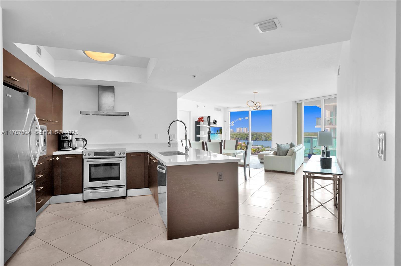 250 Sunny Isles Boulevard 3904, Sunny Isles Beach, FL 33160, Sunny Isles Beach