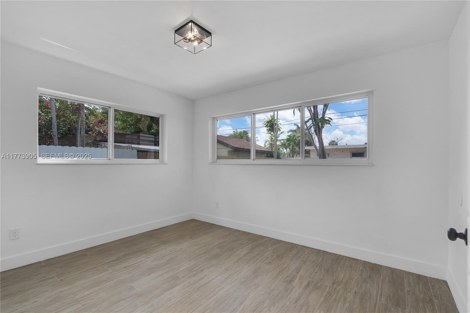 5354 W 9th Avenue, Hialeah, FL 33012 photo 20