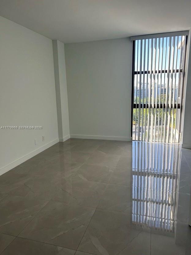 20301 W Country Club Drive 830 — photo 12