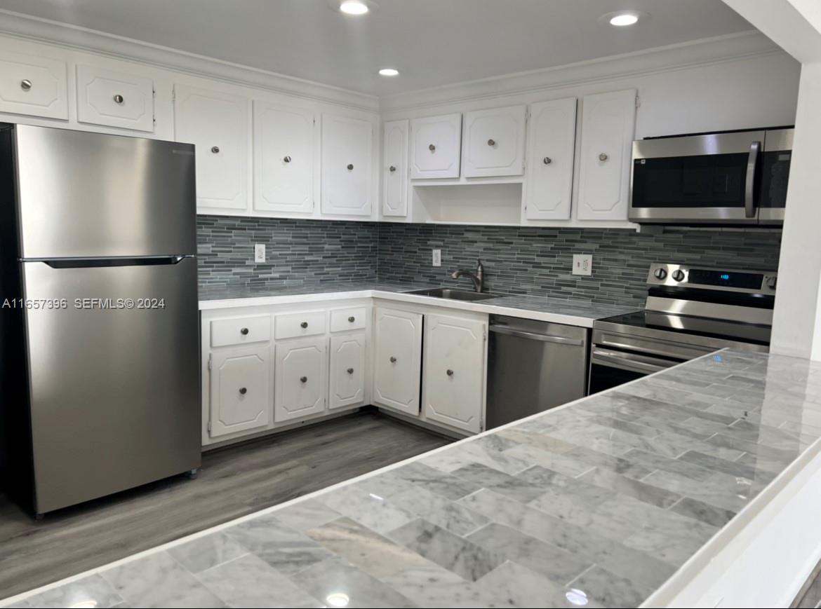 13499 Biscayne Boulevard 1205, North Miami, FL 33181, North Miami