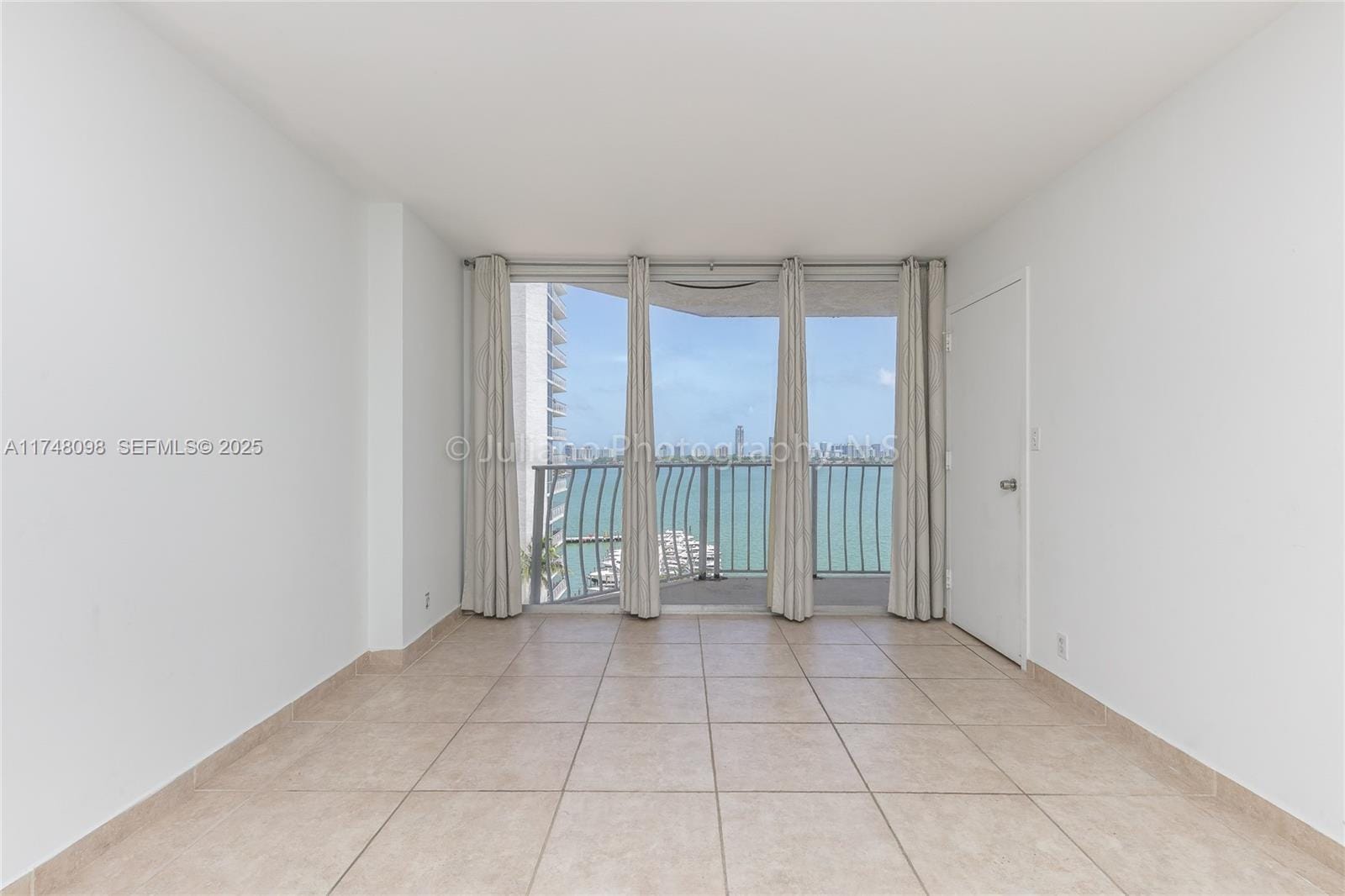 7601 E Treasure Drive 1108 — photo 12