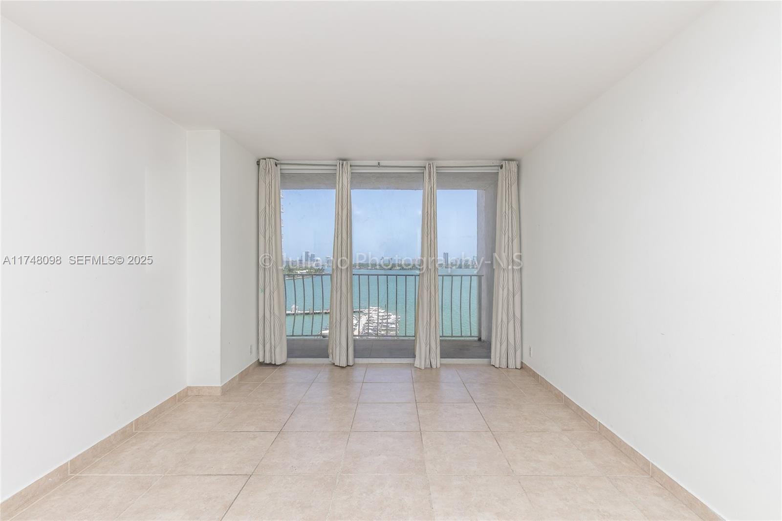 7601 E Treasure Drive 1108, North Bay Village, FL 33141 photo 16