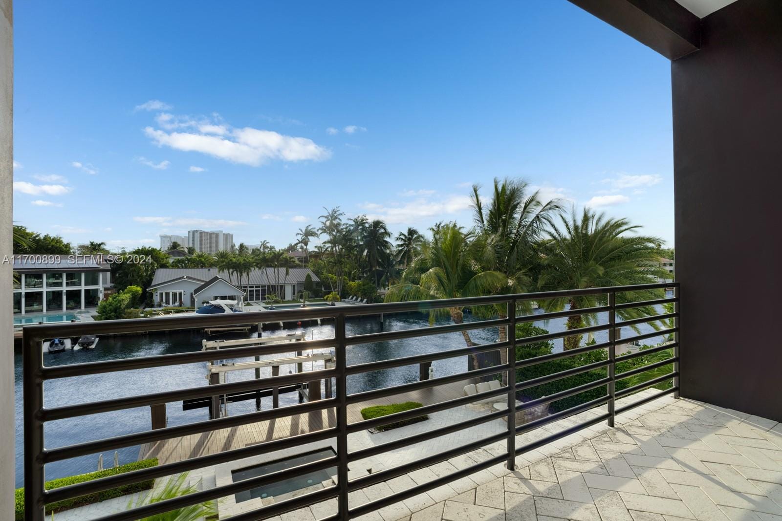 2040 NE 121st Road, North Miami, FL 33181 photo 17