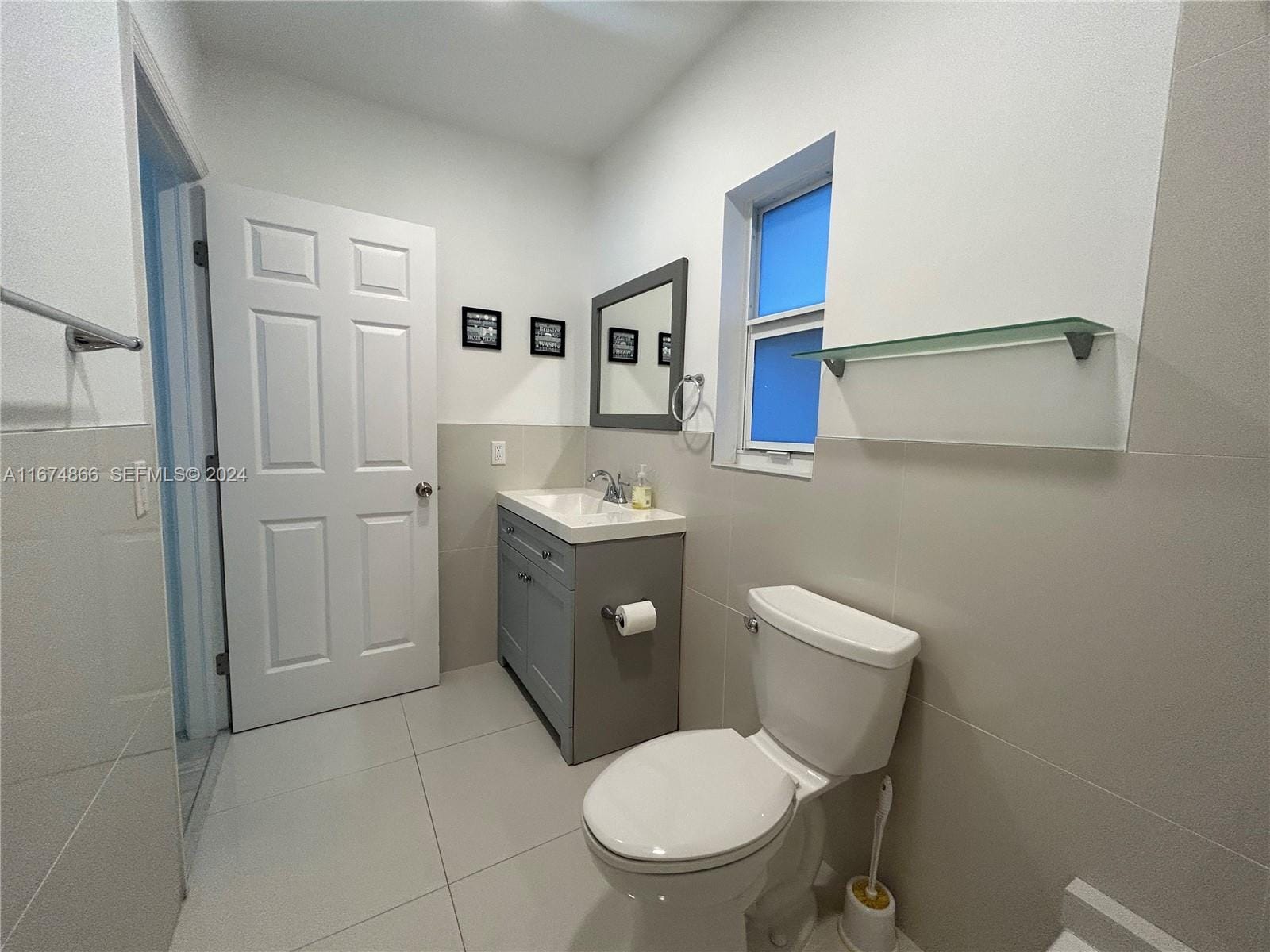 242 NE 55th Terrace — photo 12